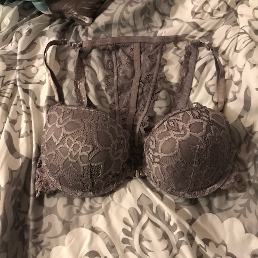 Lacy razor back bra